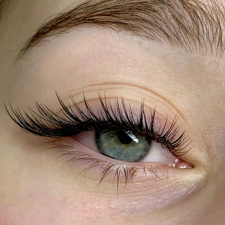 Наращивание ресниц, мокрый эффект (НОВЫЙ ПРАЙС С 01.11, стоимость 2400р.)