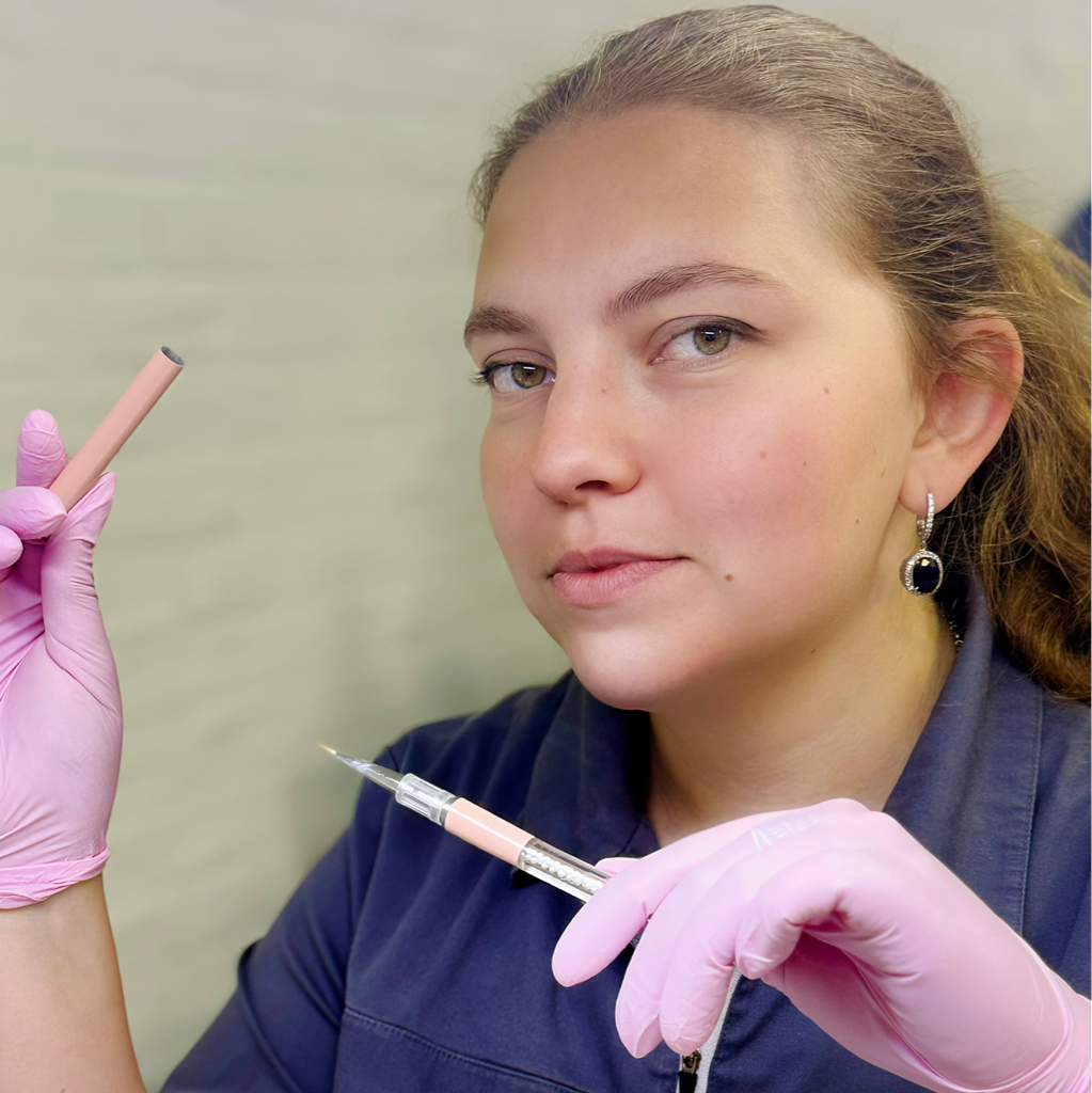 Воротникова Виктория