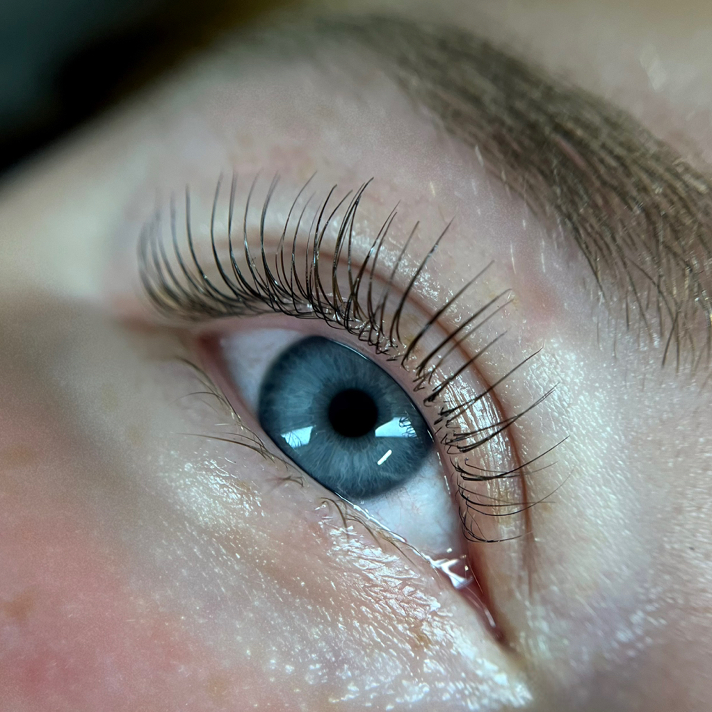 Ламинирование ресниц