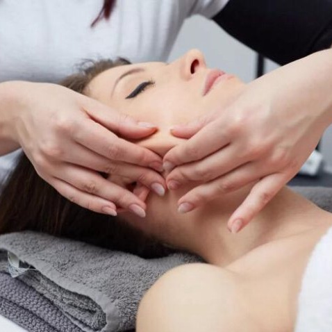 Абонемент: Классический массаж лица, 30 мин. (5 сеансов)