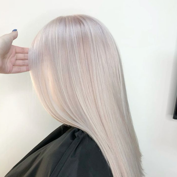 Блондирование корней  на короткие волосы