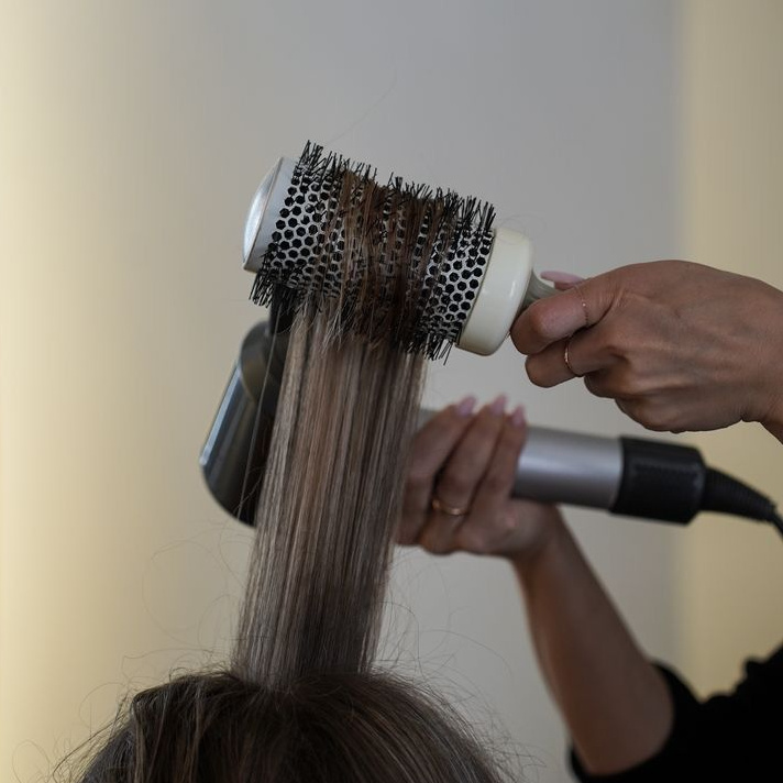 Укладка феном Длинные волосы(мытьё + сушка по форме)