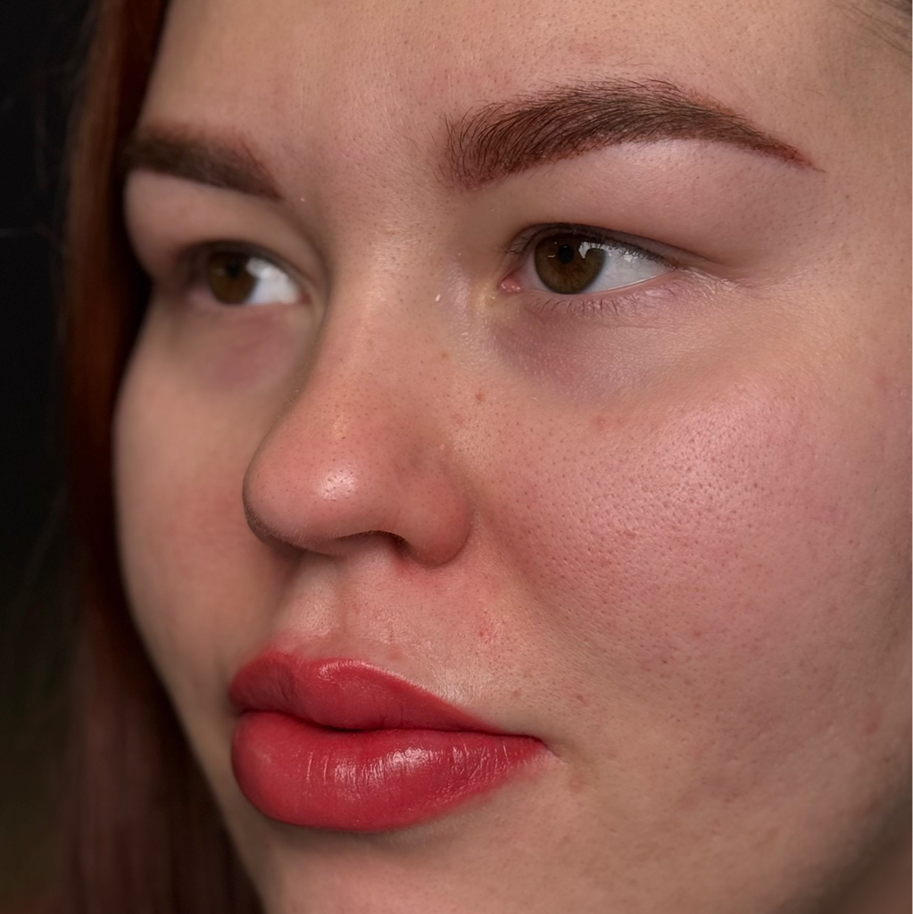 Татуаж брови