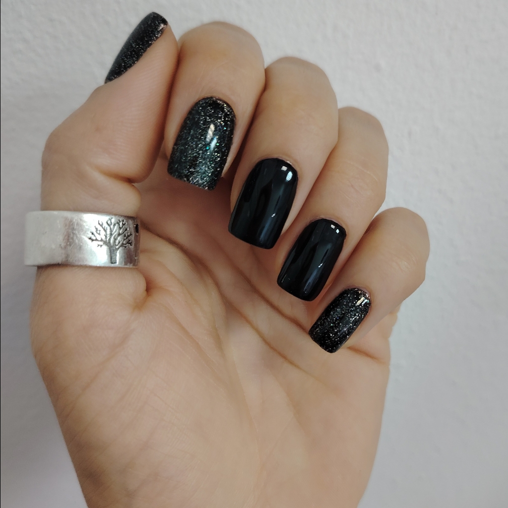 Маникюр с покрытием гель-лак