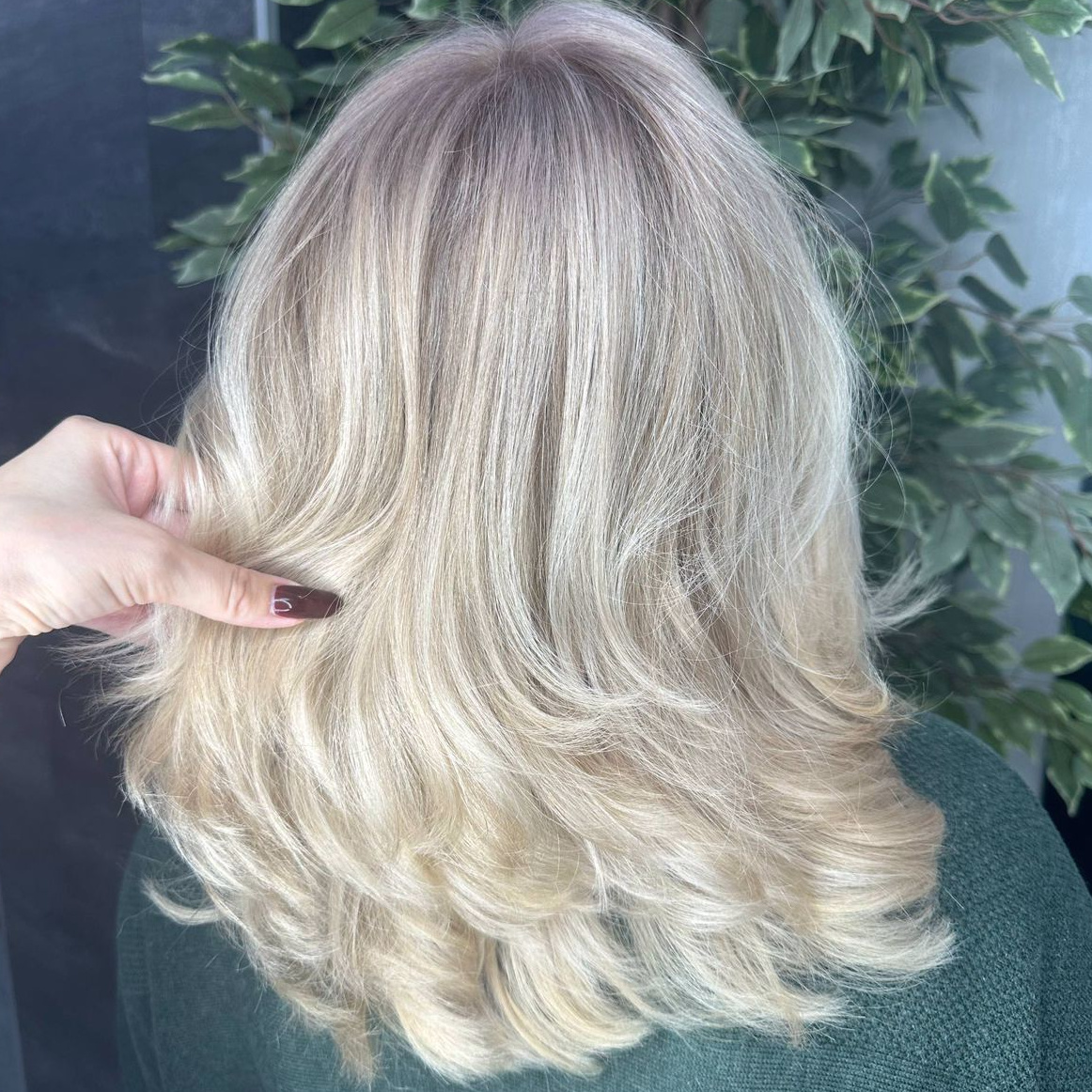 Микро мелирование на короткие волосы (работа, не входит материал и тонирование)