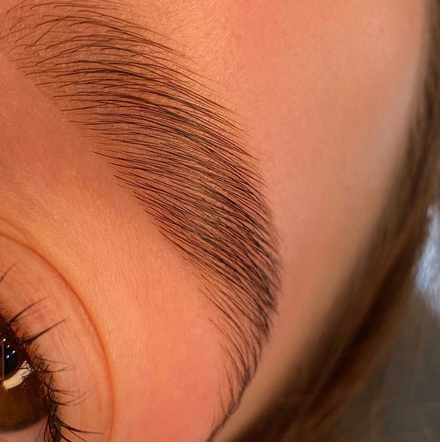 Ламинирование бровей