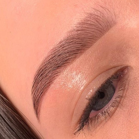 Окрашивание бровей