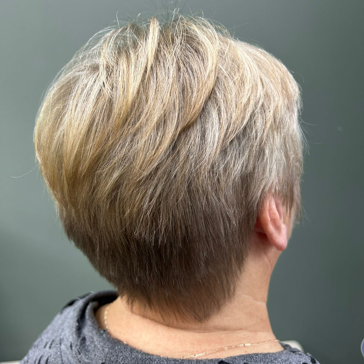 Мелирование + экспресс тонирование (короткие волосы)