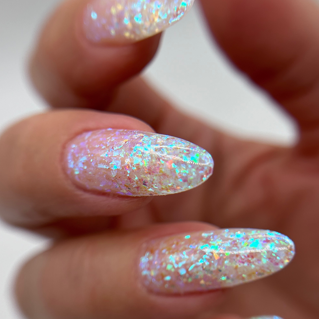 Коррекция ногтей