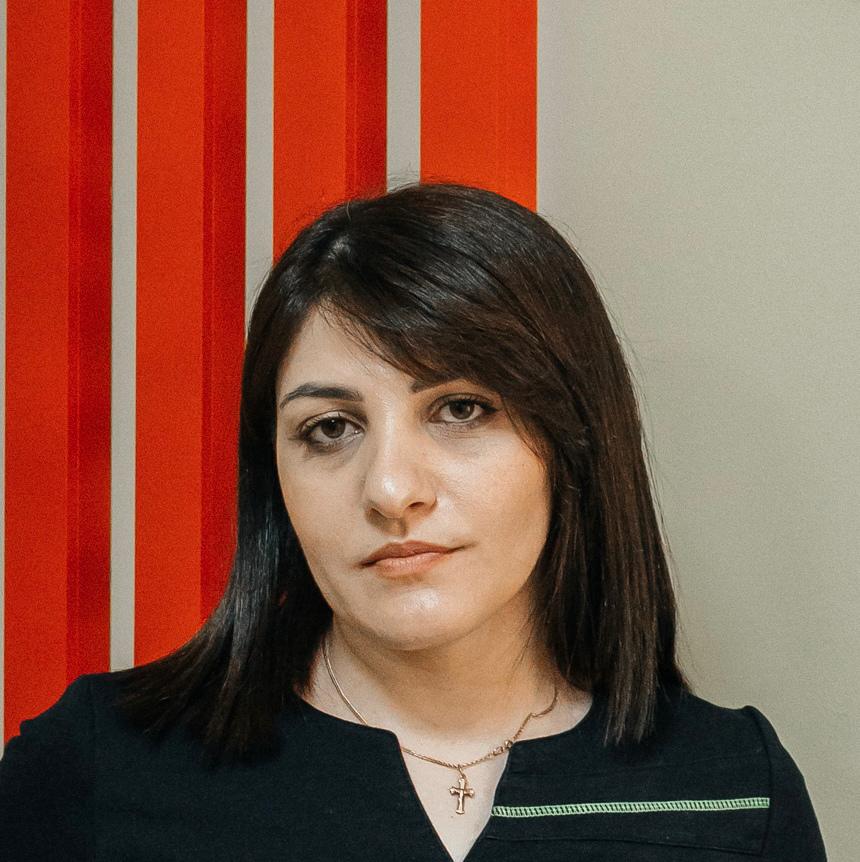 Станционная 24 к 1(вход в цоколь, слева от 2 подъезда)