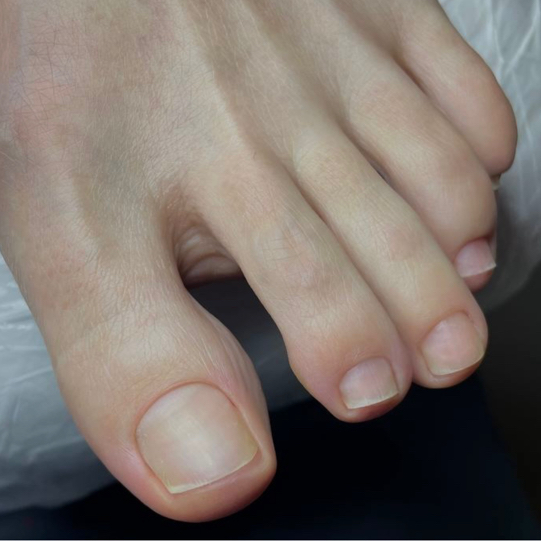 Полный педикюр без покрытия. (Обработка стопы+пальчики)