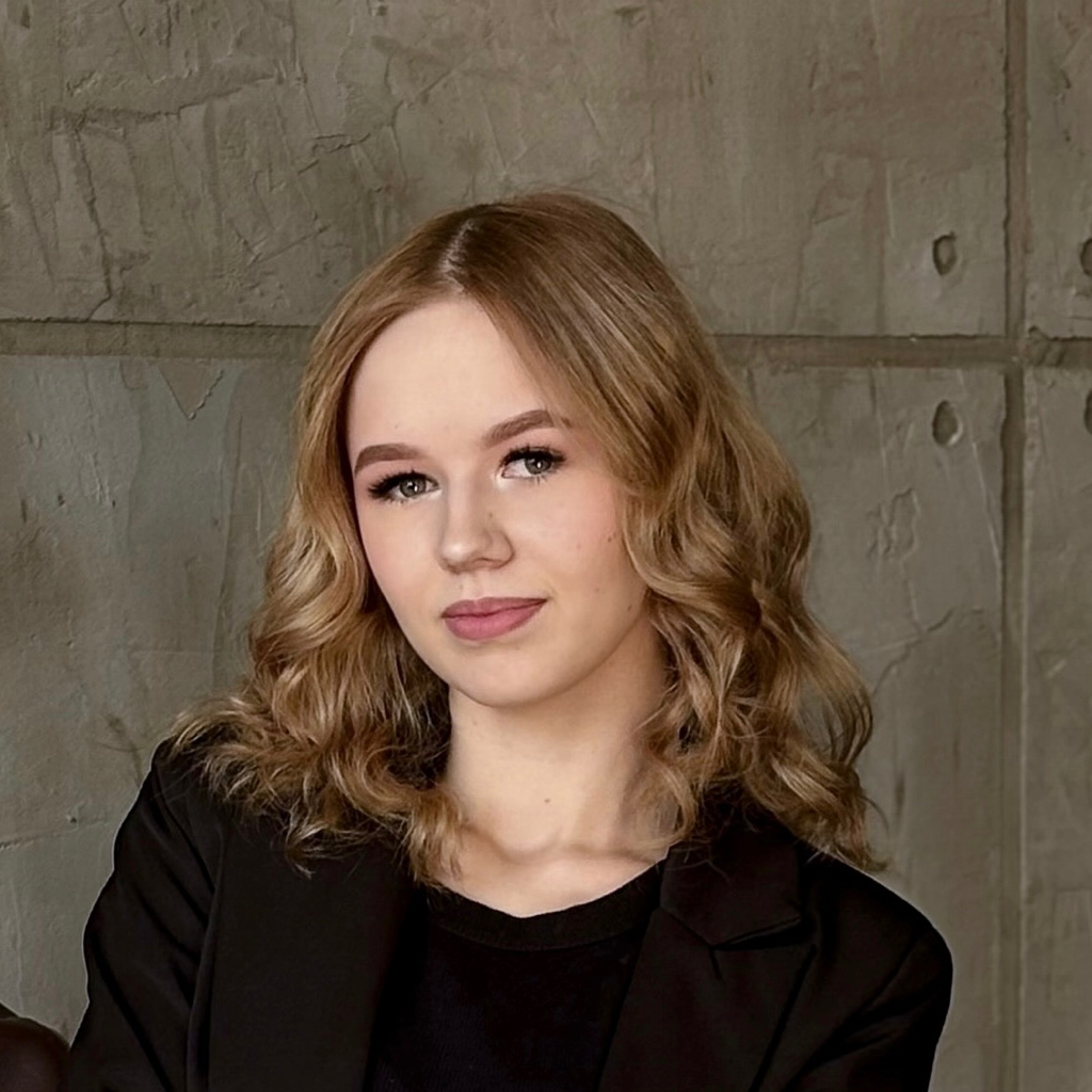 Новикова Полина