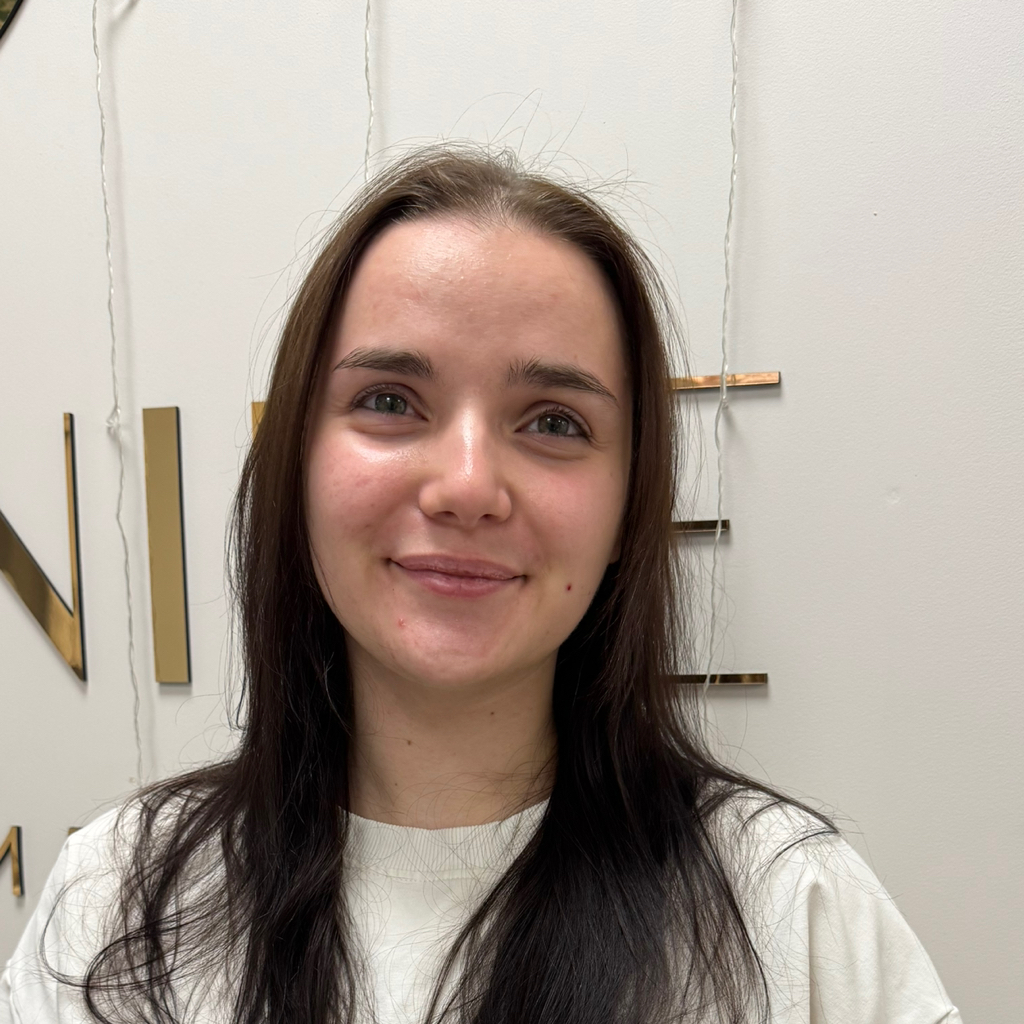 Елена Разыграева