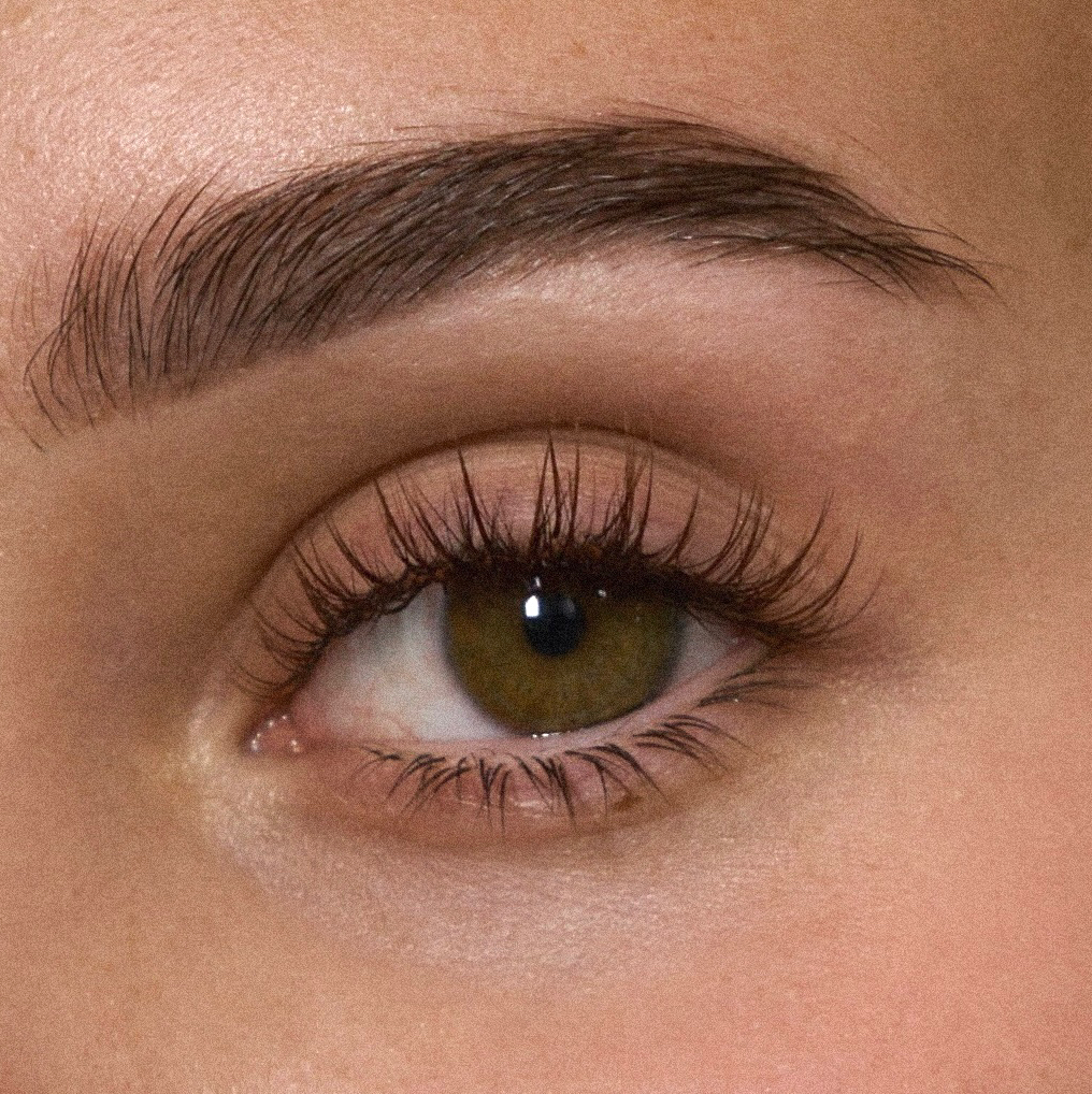 Нижние ресницы