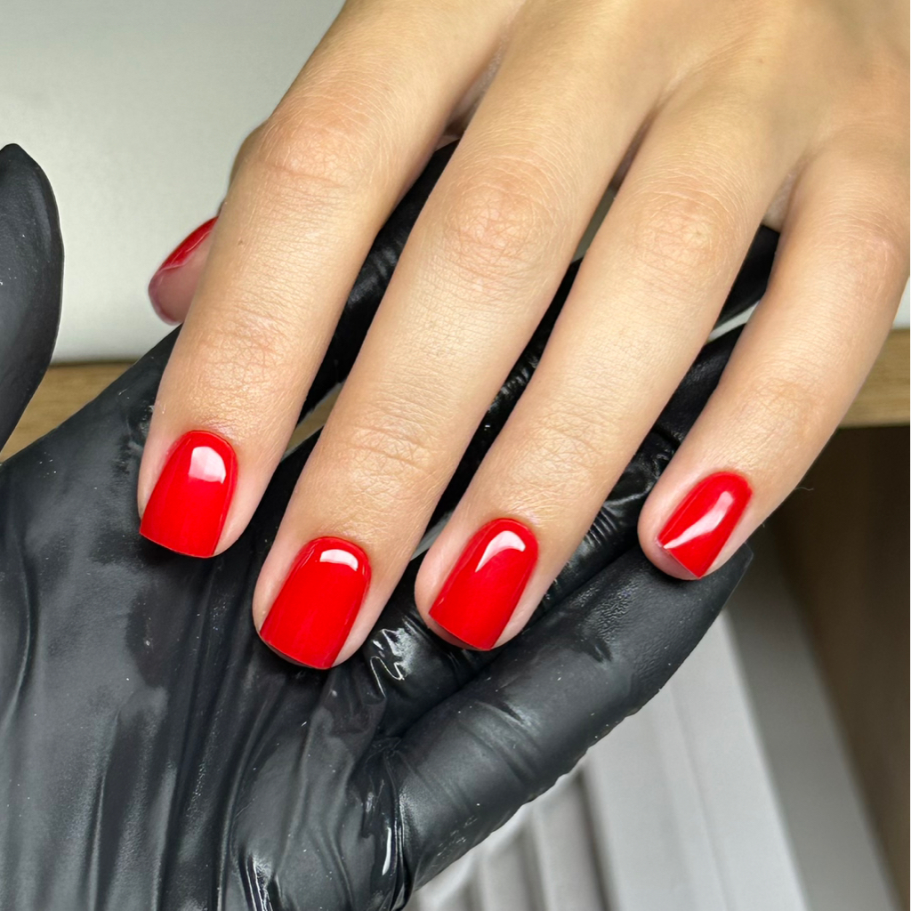 маникюр с покрытием гель + цвет