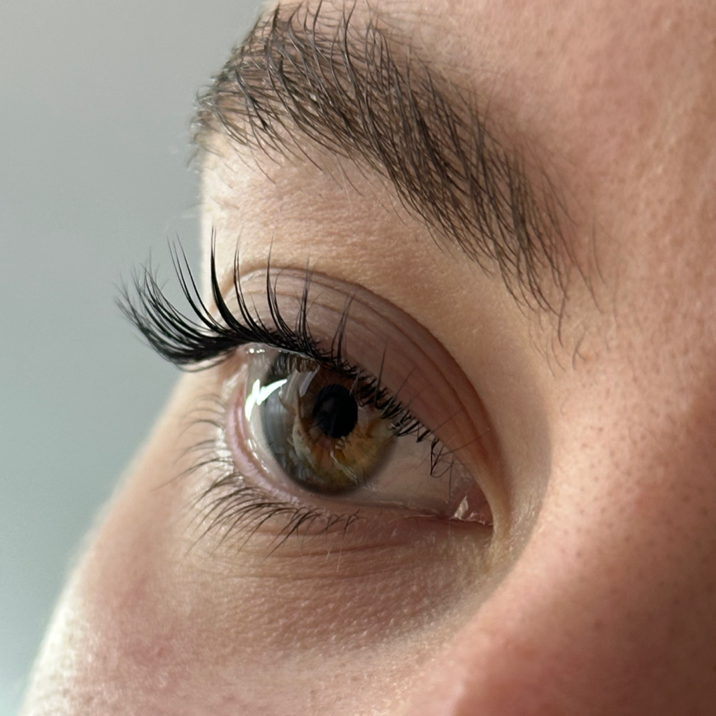 Ламинирование ресниц