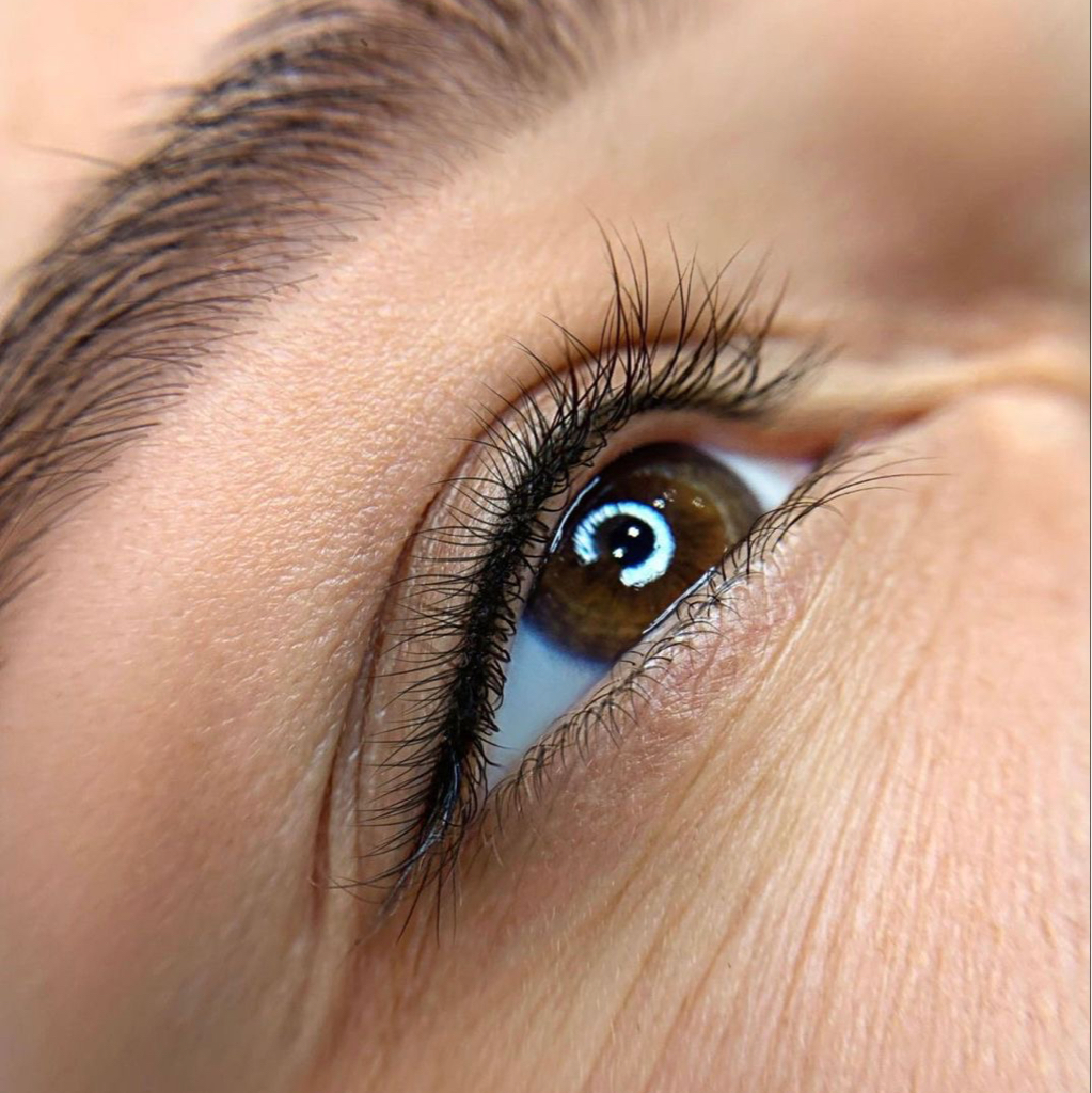 Перманентный макияж глаз