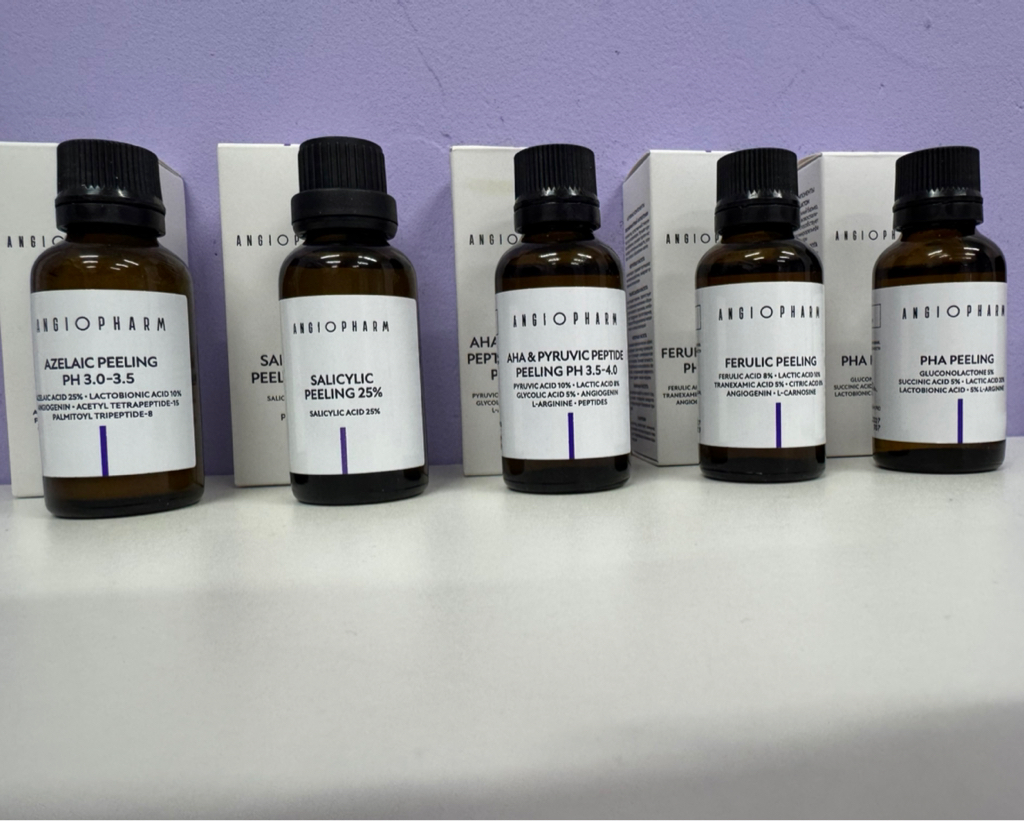 Поверхностный пилинг ANGIOPHARM
(лицо + шея + декольте)