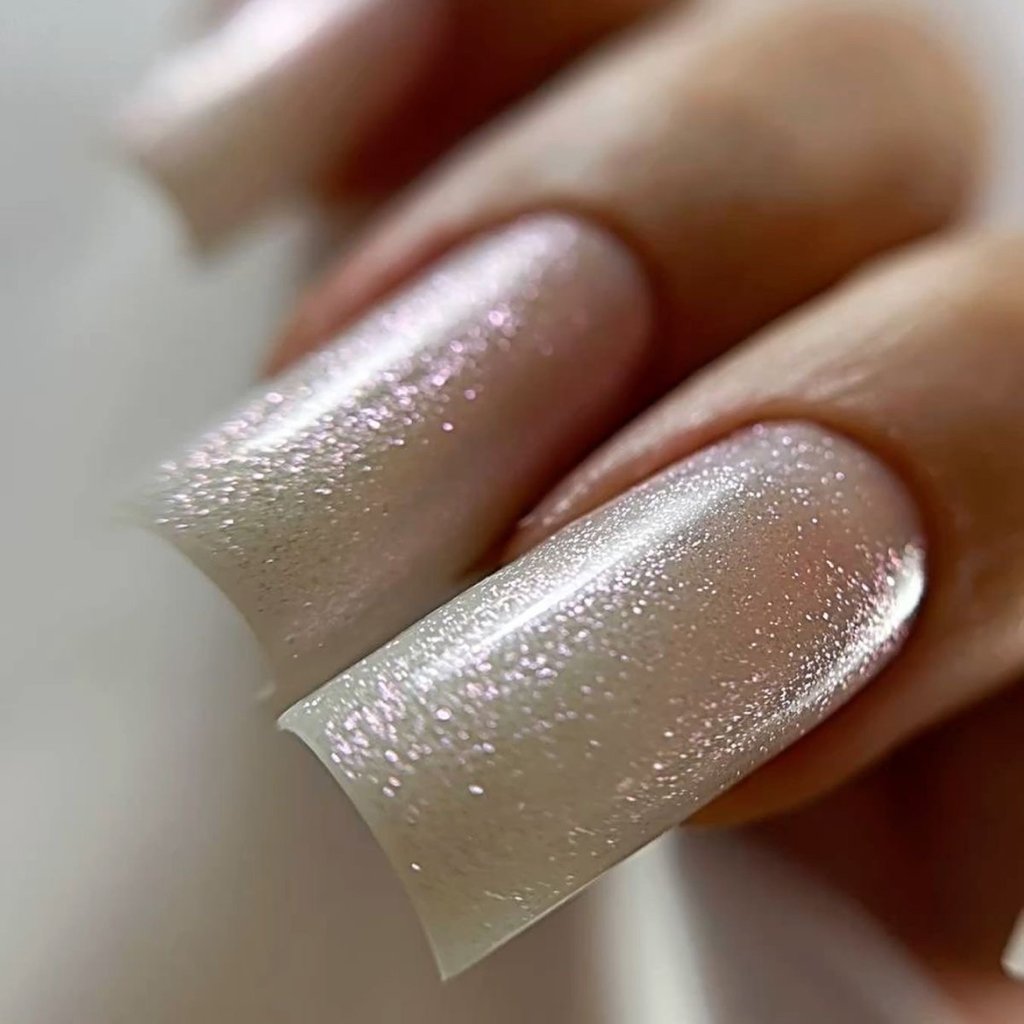 Наращивание ногтей + однотонное покрытие