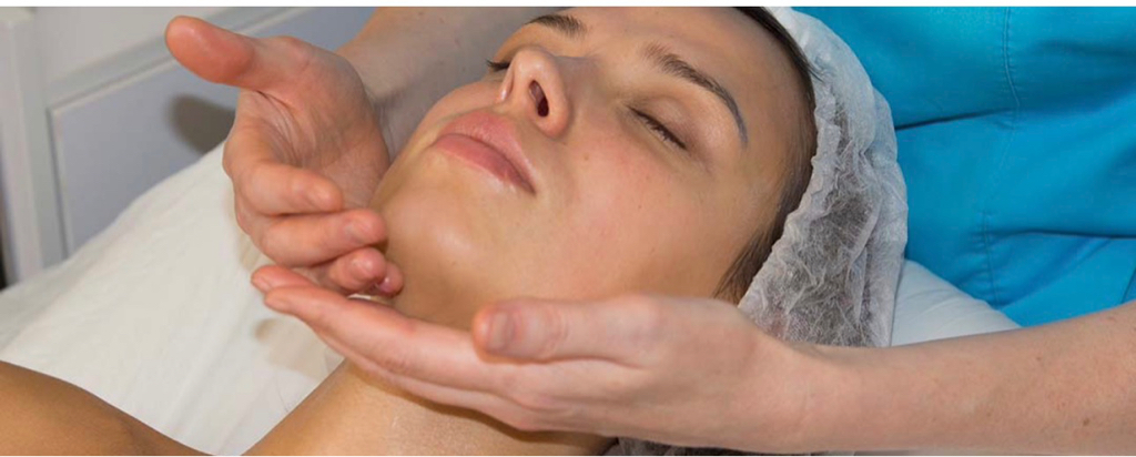 Классический массаж лица