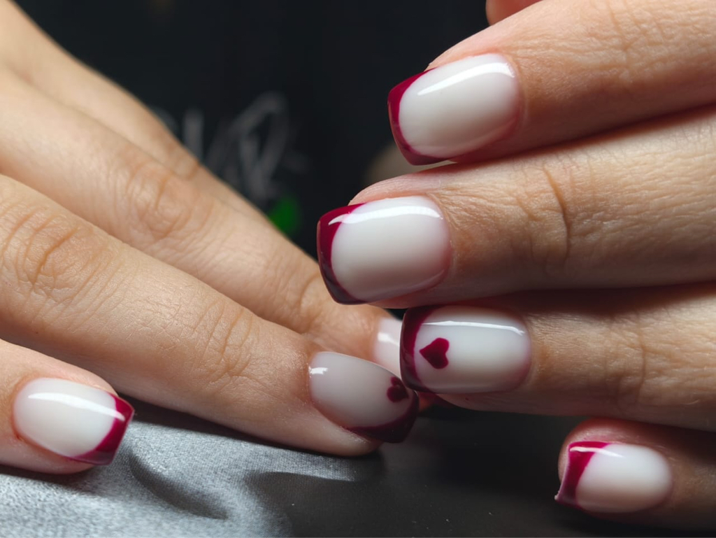 Френч / Дизайн + аппаратный маникюр с укреплением