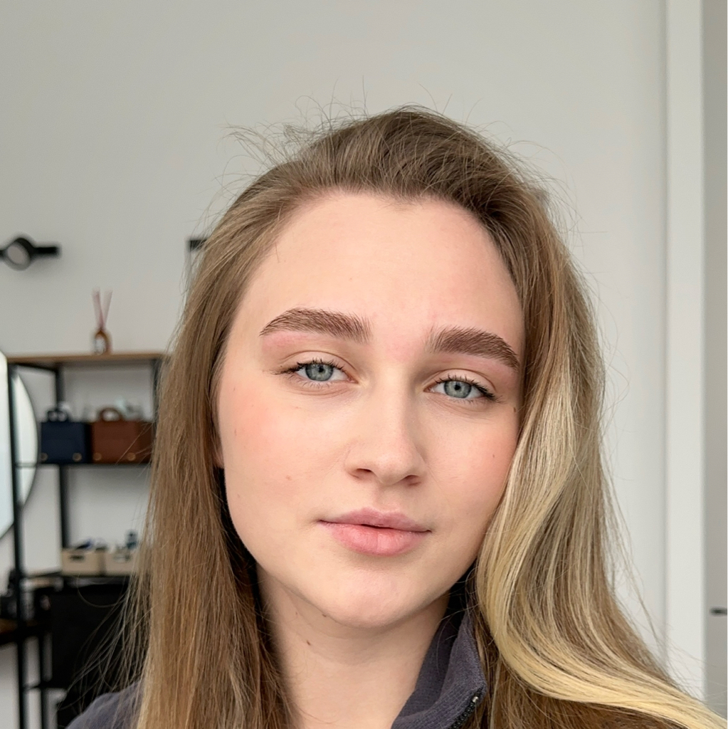 Коррекция (пинцет/воск/нить) с окрашиванием и уходом