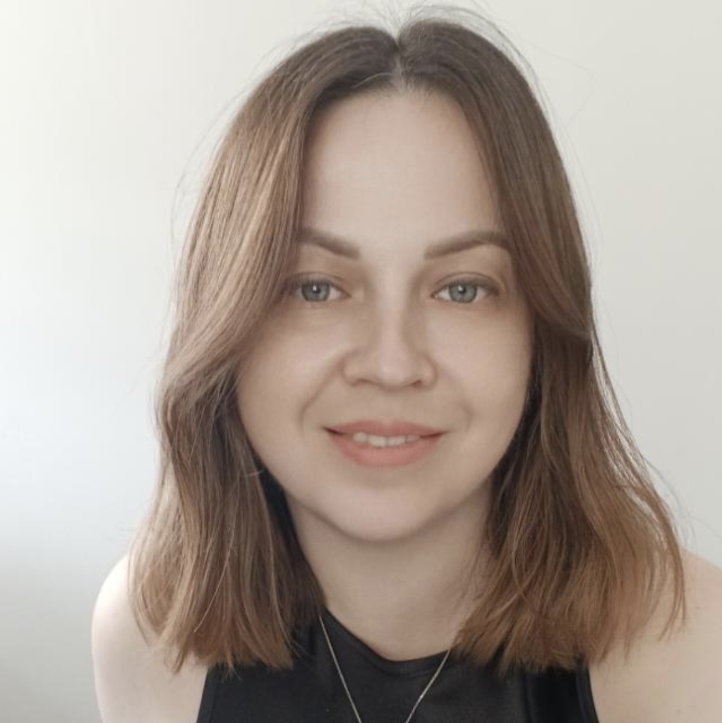 Леонова Галина