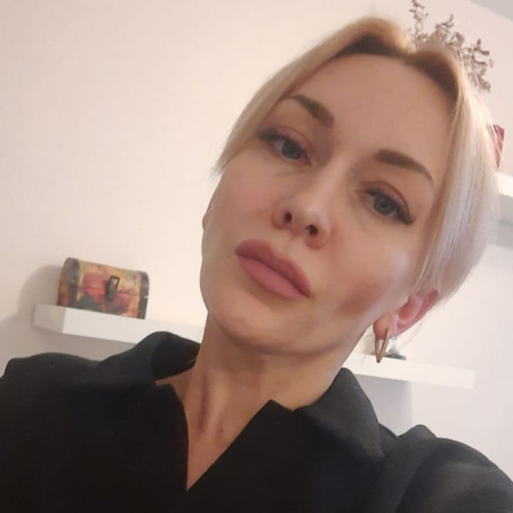 Бутакова Елена