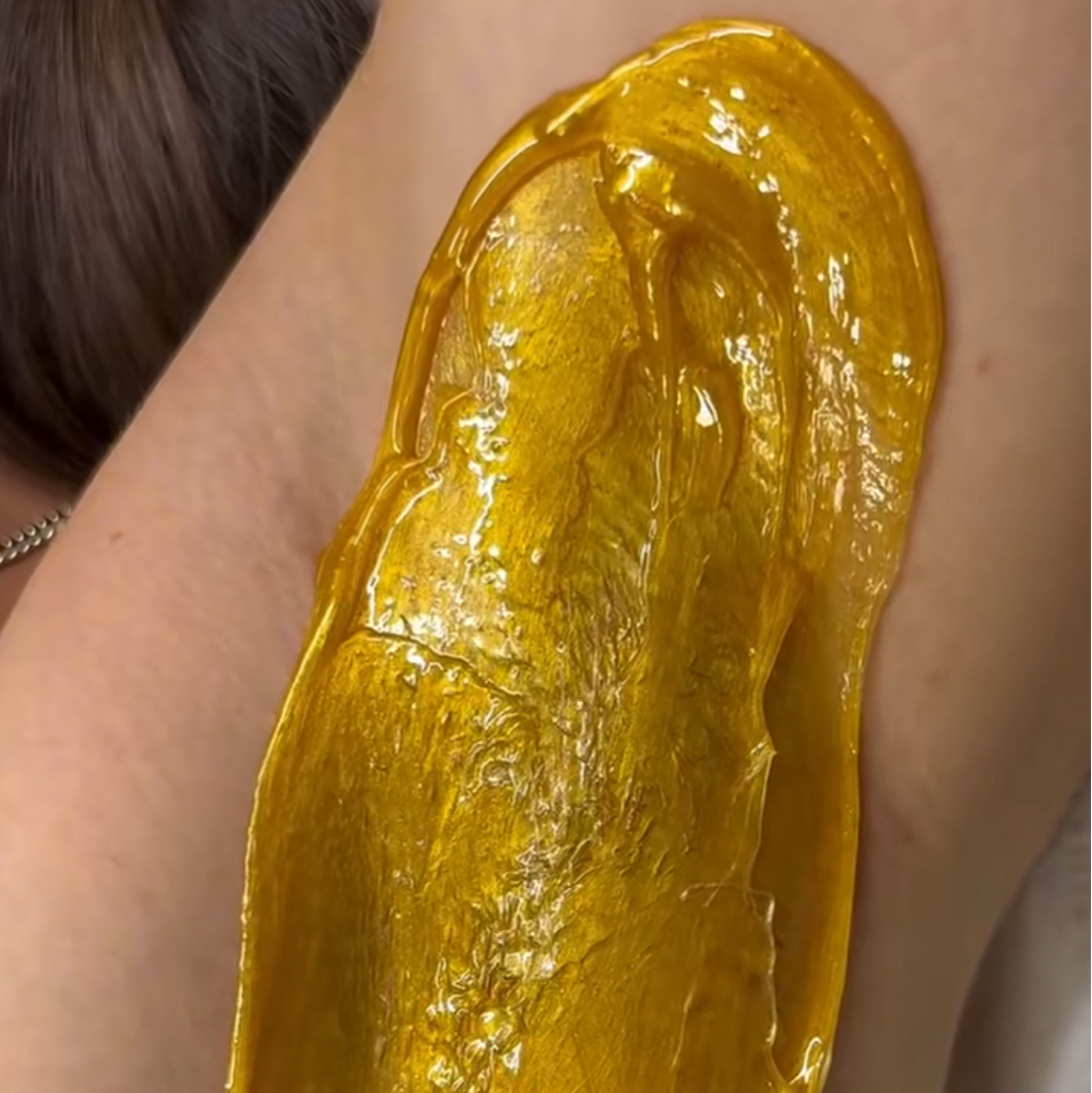 Подмышечные впадины воск