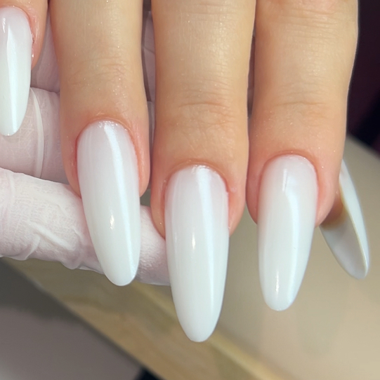 Маникюр с укреплением (длинные ногти)