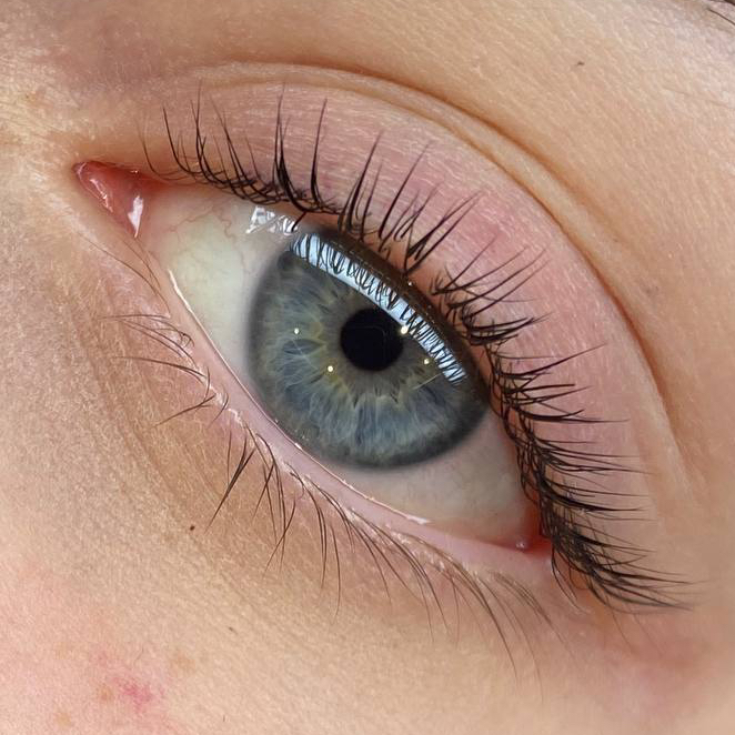 доп услуга Ботокс ресниц