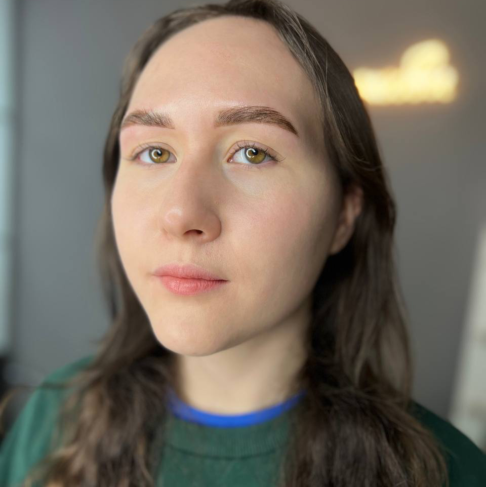 Прореживание бровей+коррекция с окрашиванием