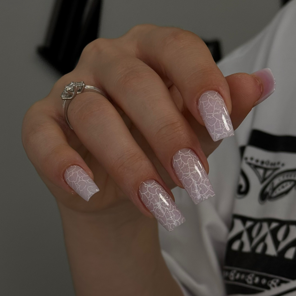 3 комплекс: безупречная архитектура-длинные ногти  
Маникюр+укрепление гель+покрытие гель лак (однотонное)