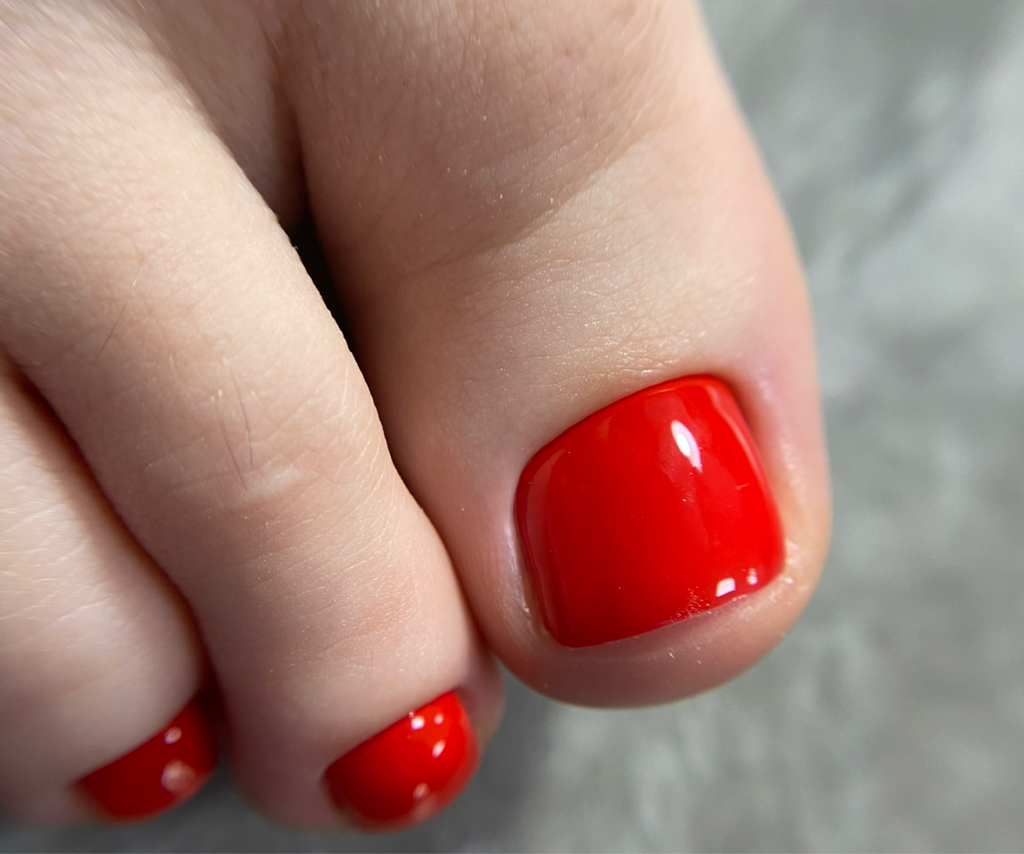 Полный педикюр с покрытием