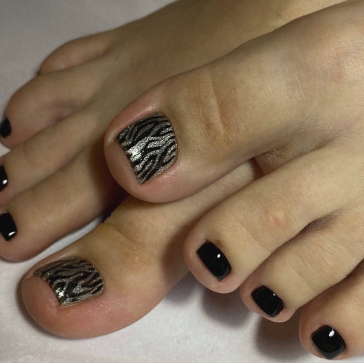 Полный педикюр с покрытием