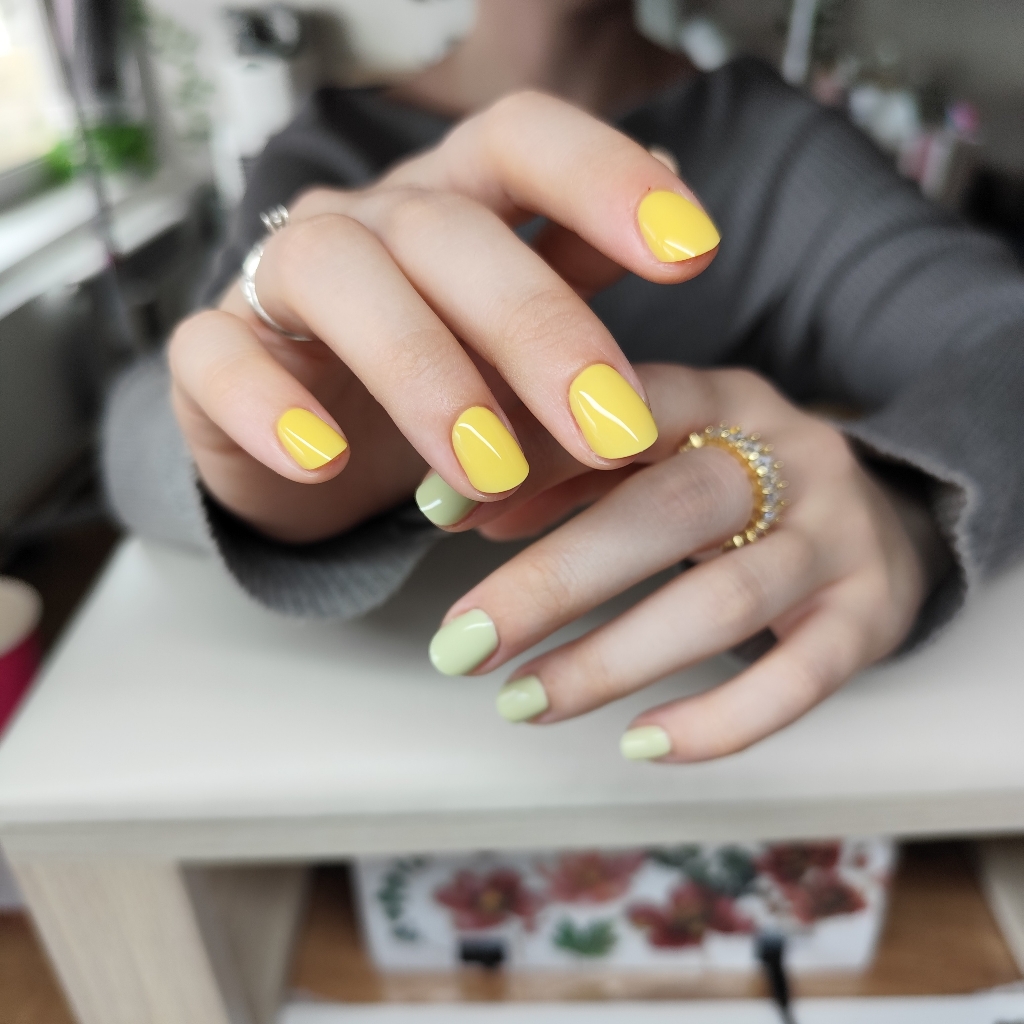 Маникюр однотон