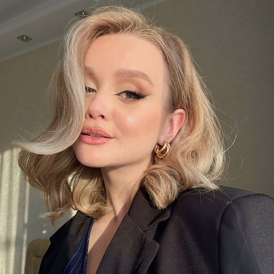 Александра Б