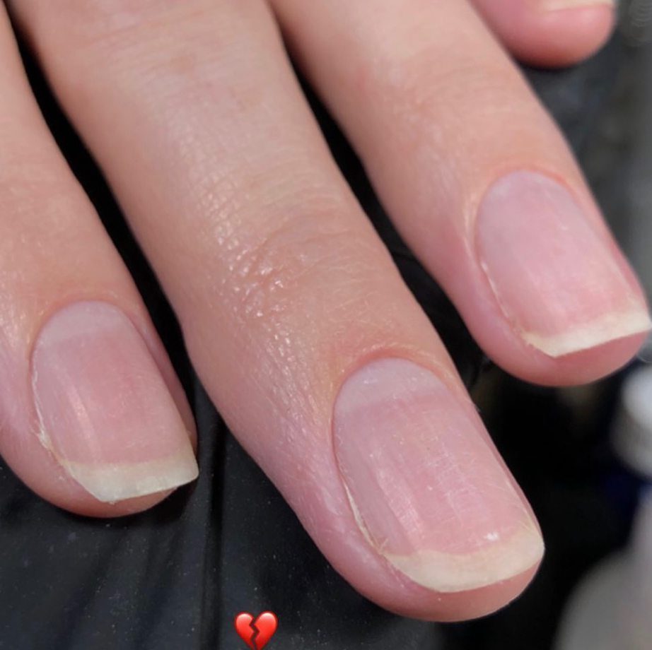 Маникюр без покрытия