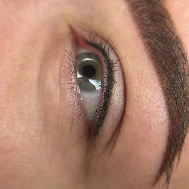 Перманентный макияж век(межресничка)