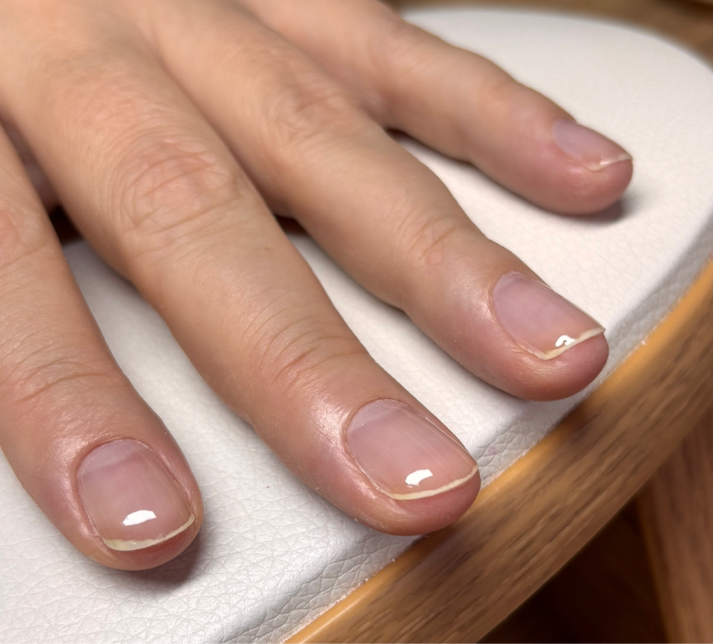 Маникюр без покрытия