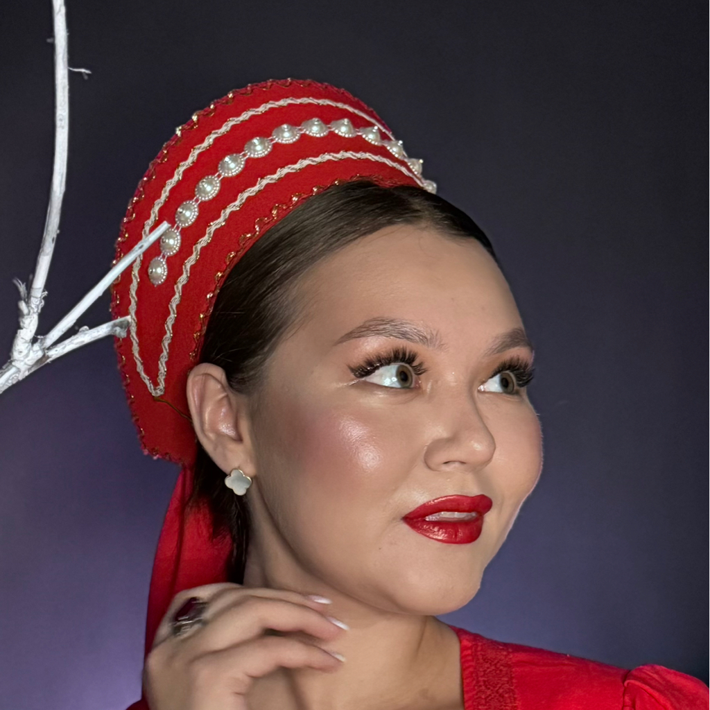 Обесцвечивание и коррекция бровей