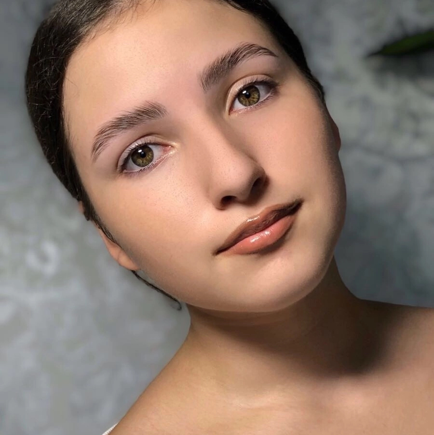 Ламинирование бровей