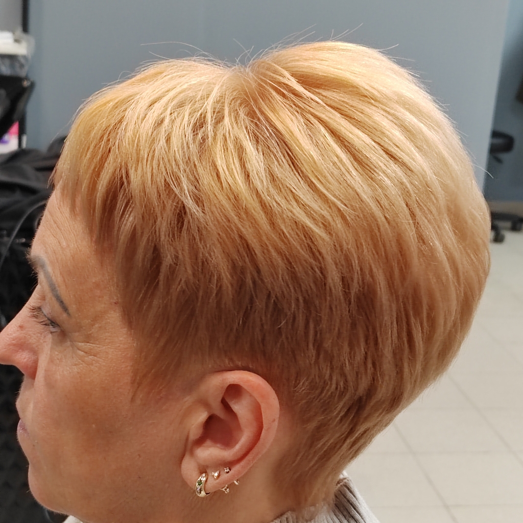 Осветление на короткие волосы