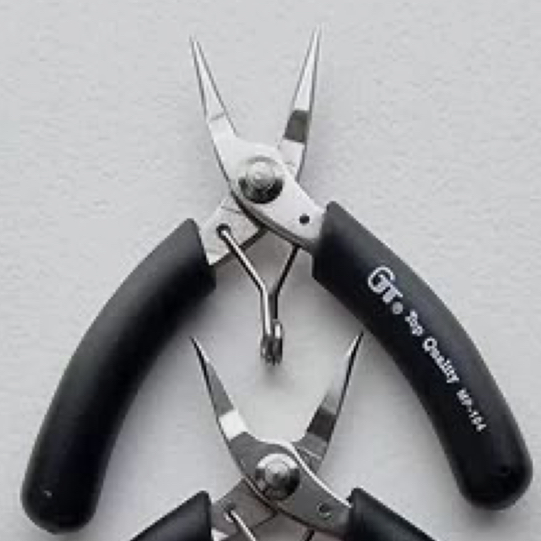 Снятие капсульного наращивание