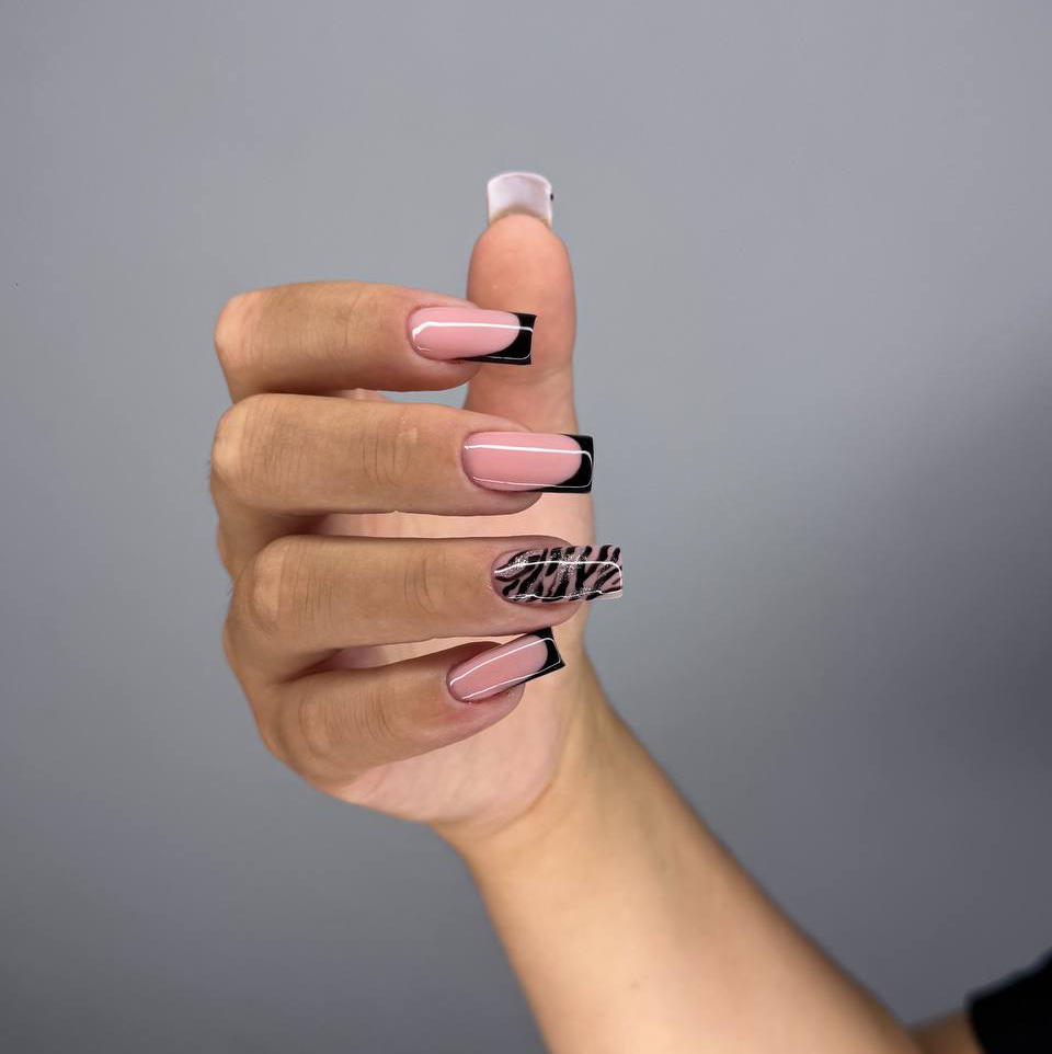 Наращивание ногтей