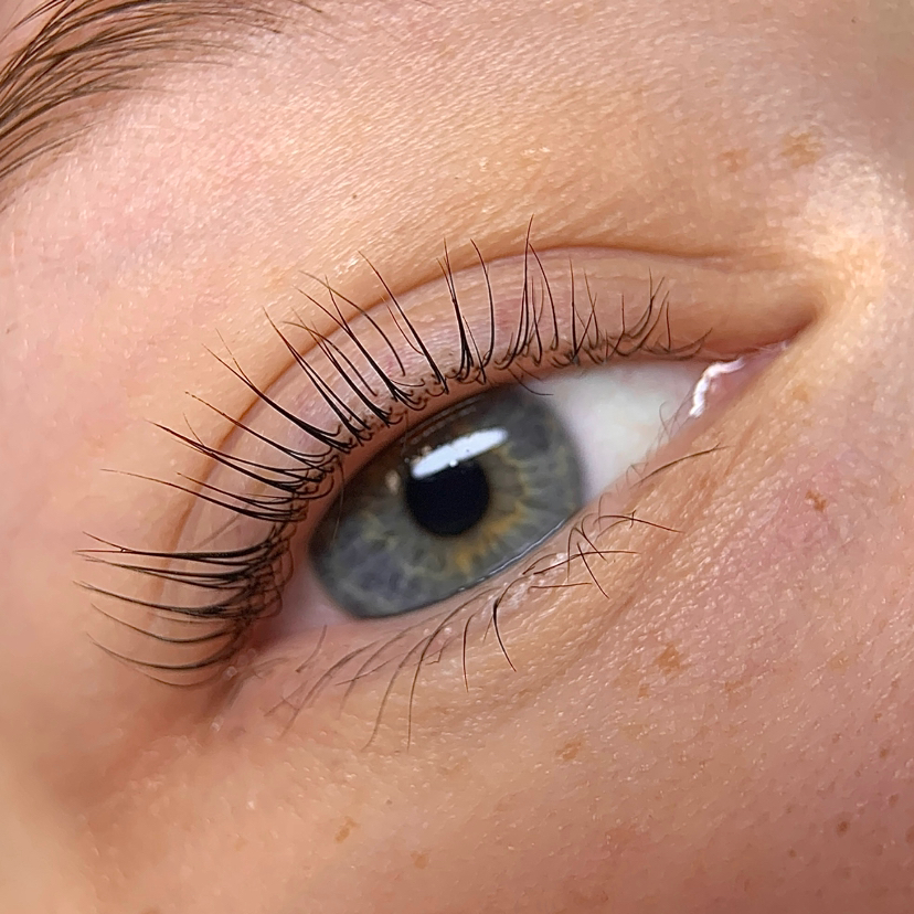 Ламинирование ресниц