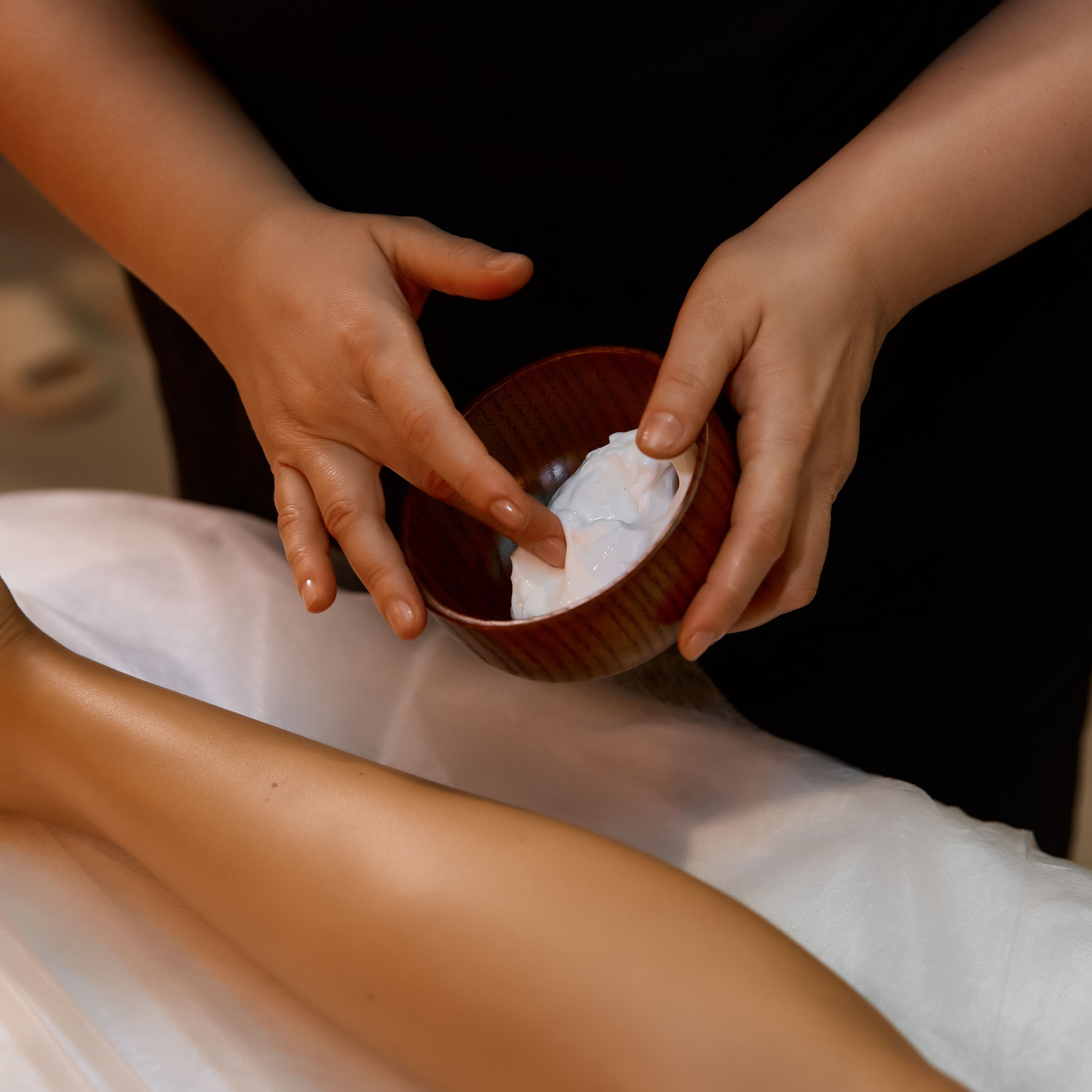 Спа-программа "Сияние и гармония" - массаж тела + массаж лица (100 минут)