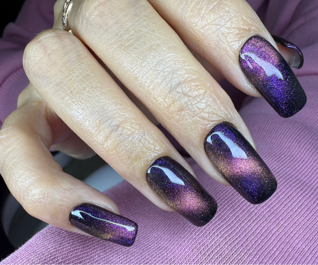 Маникюр + укрепление гелем + покрытие гель лак