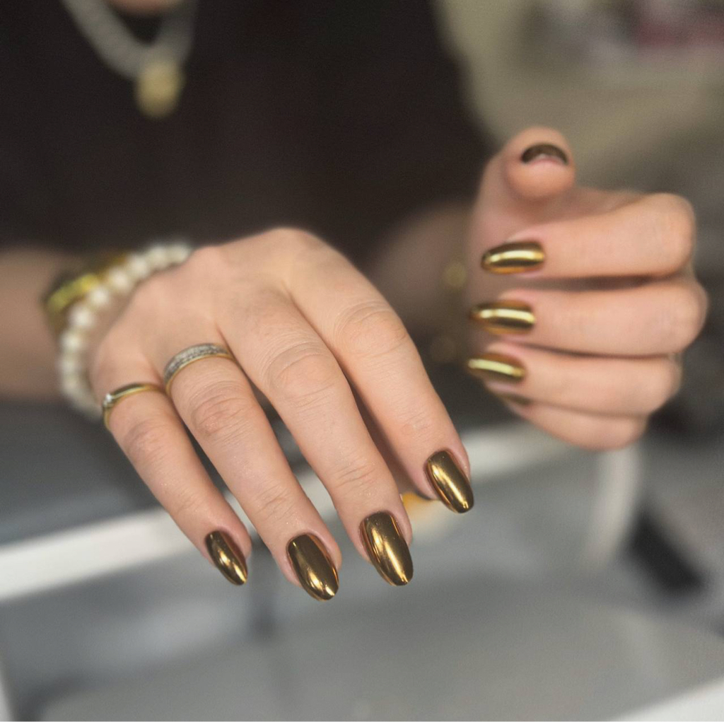 Втирка на всех ногтях