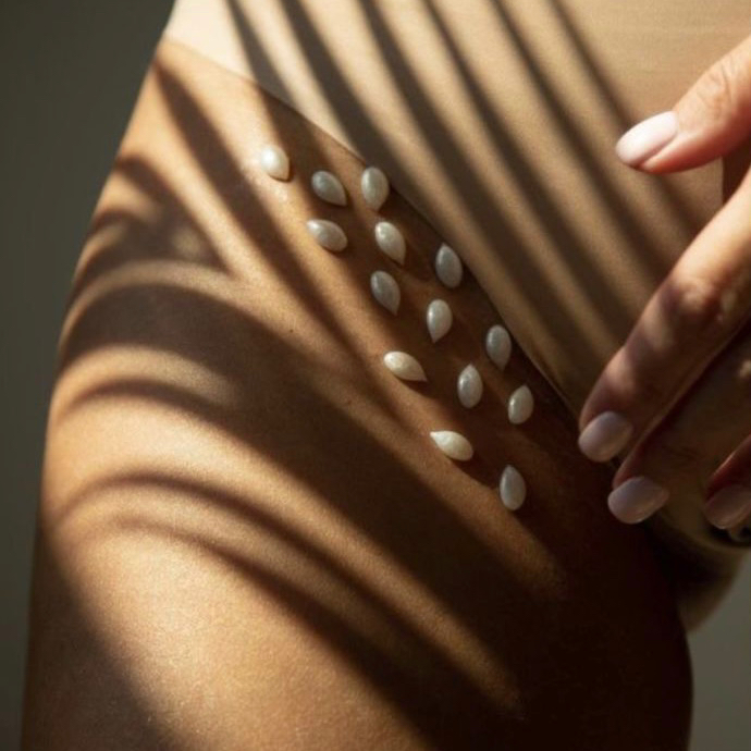 Глубокое бикини